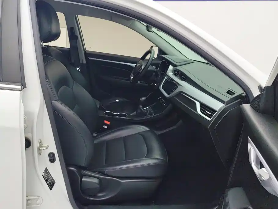 Geely Vision — миниатюра 8
