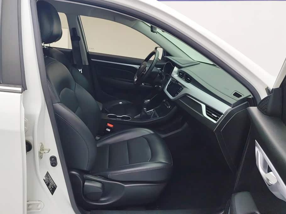 Geely Vision 1.5 л 2021 г. Белый, пробег 34500 км