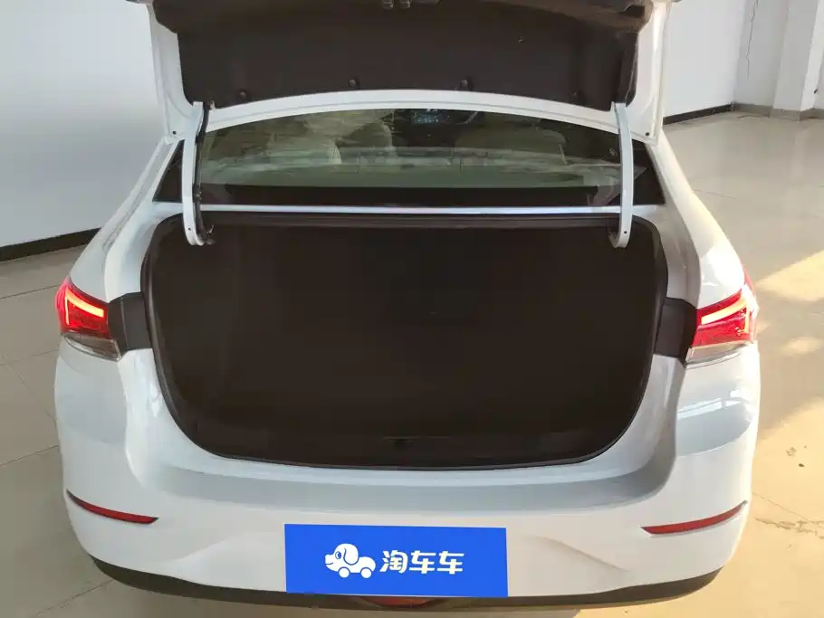 Buick Excelle — миниатюра 4