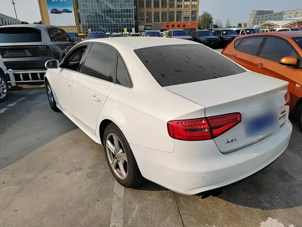 Audi A4L — миниатюра 5
