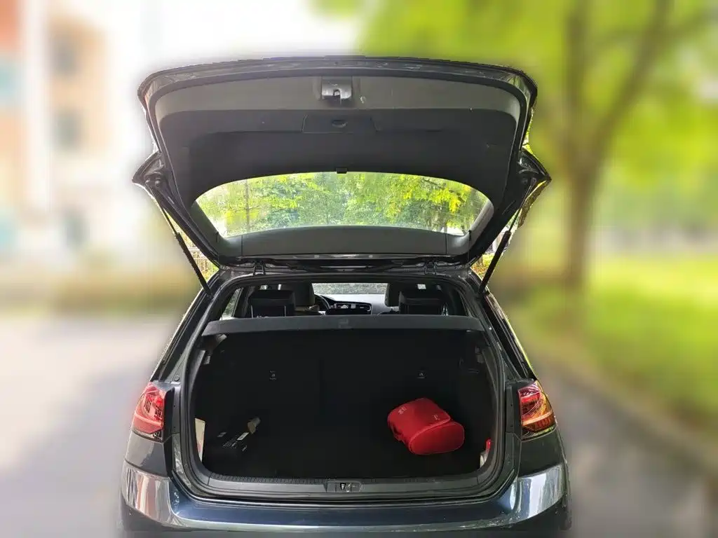 Volkswagen Golf — миниатюра 20