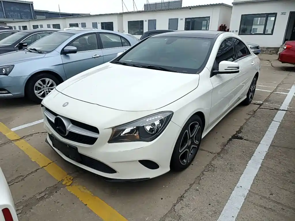 Mercedes-Benz CLA (Import)