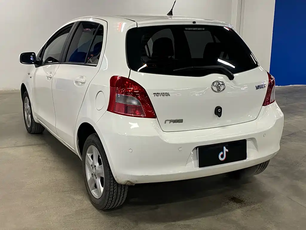 Toyota Yaris 2011 1.6GS AT