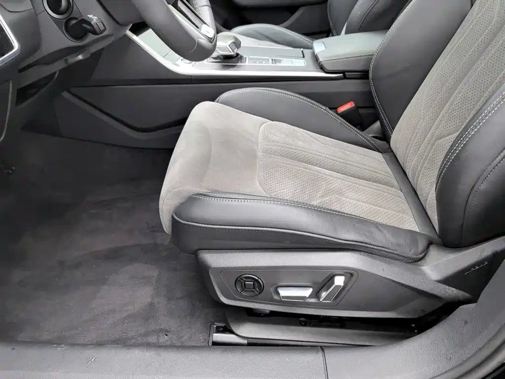 Audi A6L — миниатюра 20