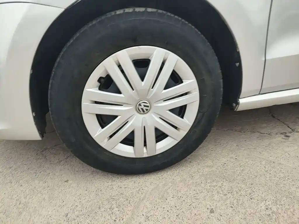 Volkswagen Polo — миниатюра 23