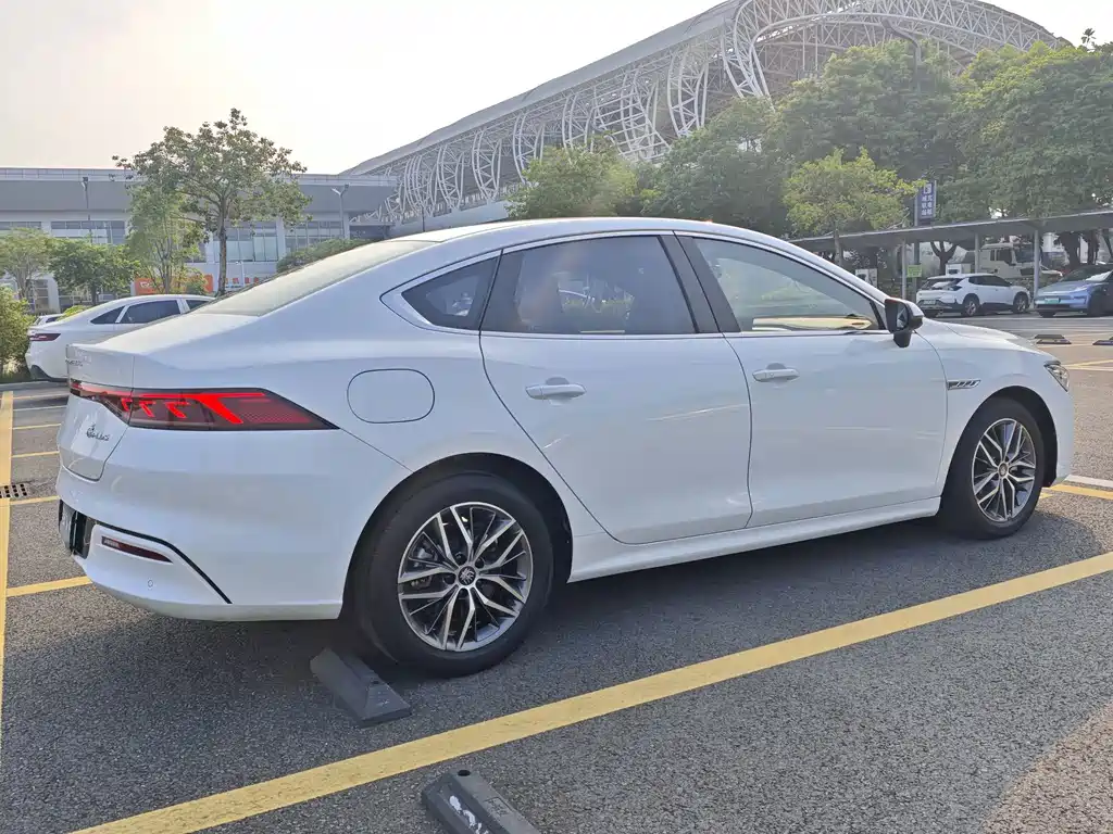 BYD Qin PLUS — миниатюра 23