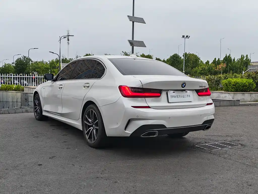BMW 3 Series — миниатюра 7