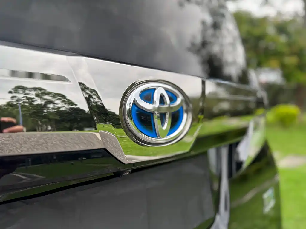 Toyota Vellfire — миниатюра 9