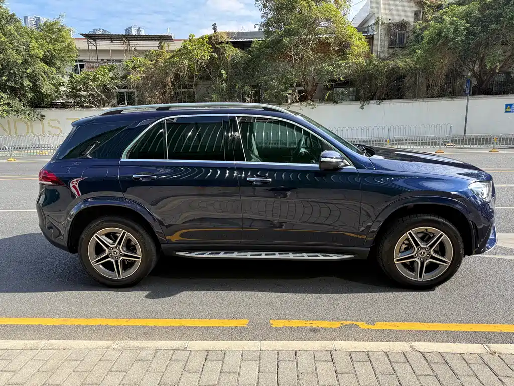 MERCEDES-BENZ GLE