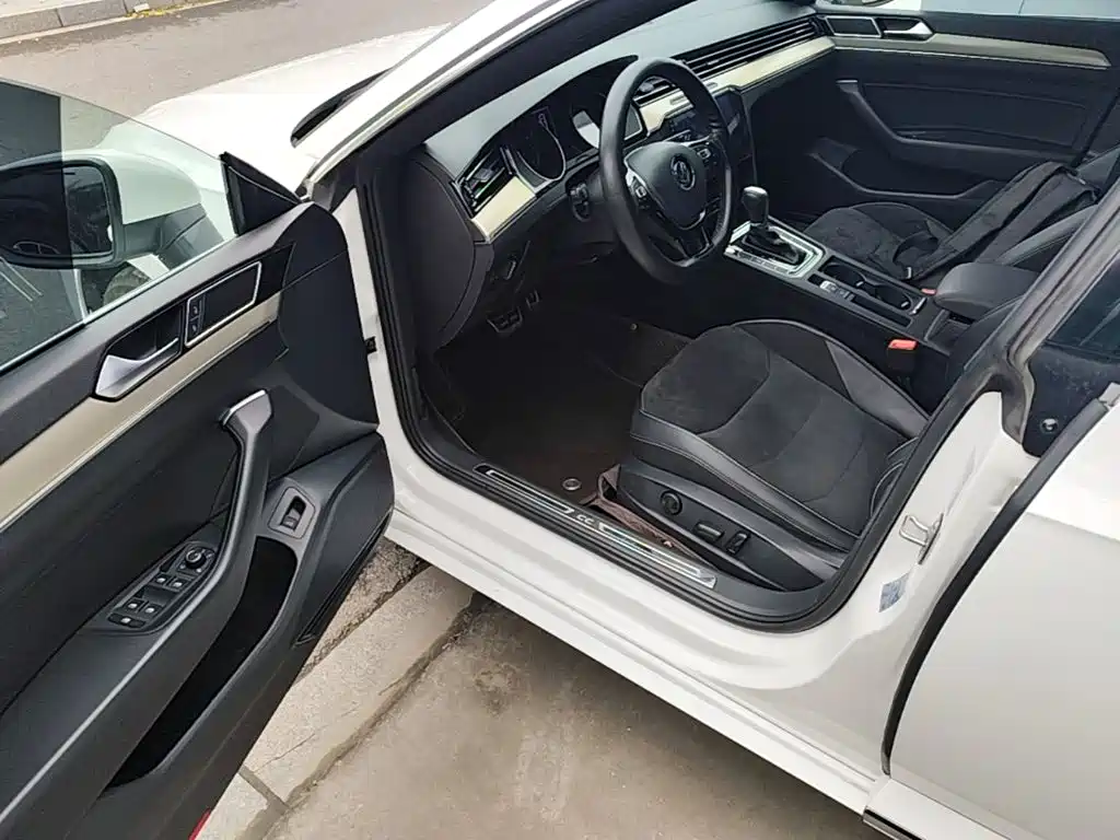 Volkswagen CC — миниатюра 16