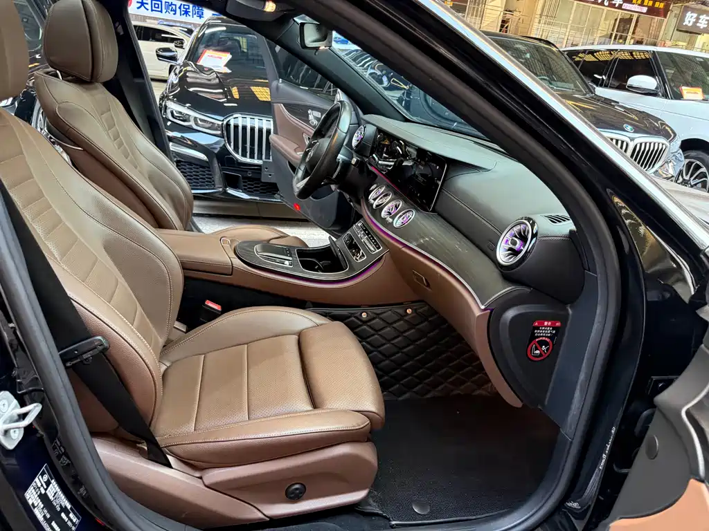 Mercedes-Benz E-Class — миниатюра 17