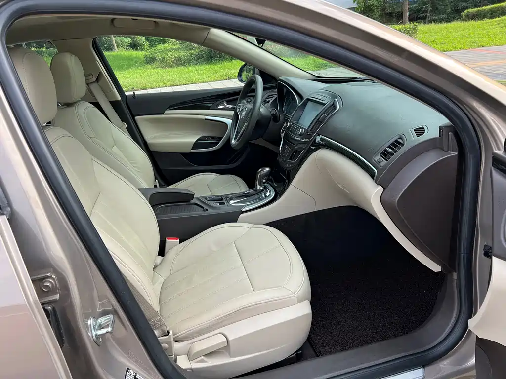 Buick Regal — миниатюра 10