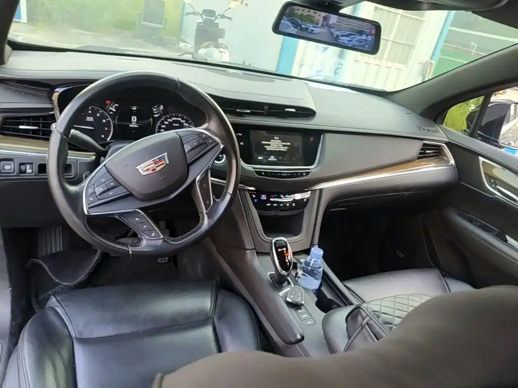 Cadillac XT5 — миниатюра 10