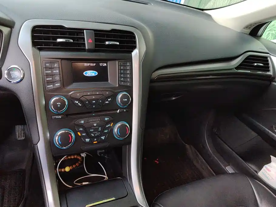 Ford Mondeo — миниатюра 13