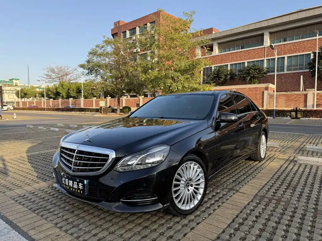 Mercedes-Benz E-Class 2015