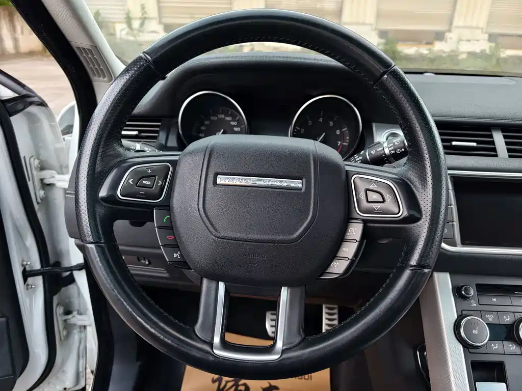 Land Rover Evoque (Import) — миниатюра 14
