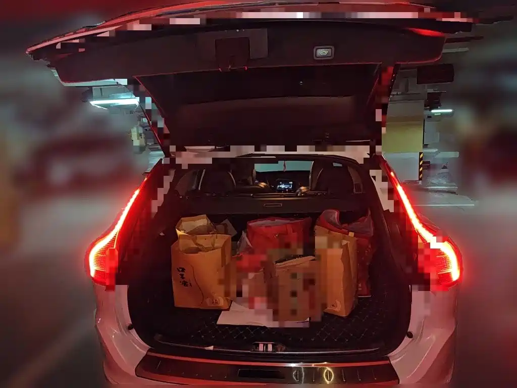 Volvo XC60 — миниатюра 15