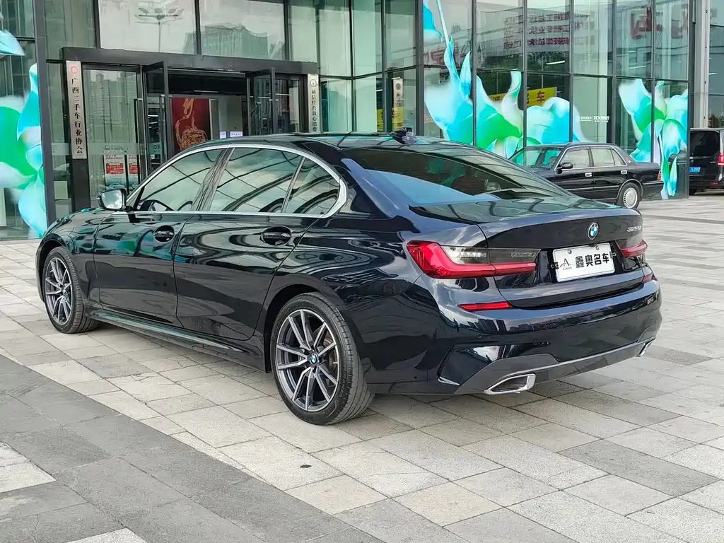 BMW 3 Series — миниатюра 6