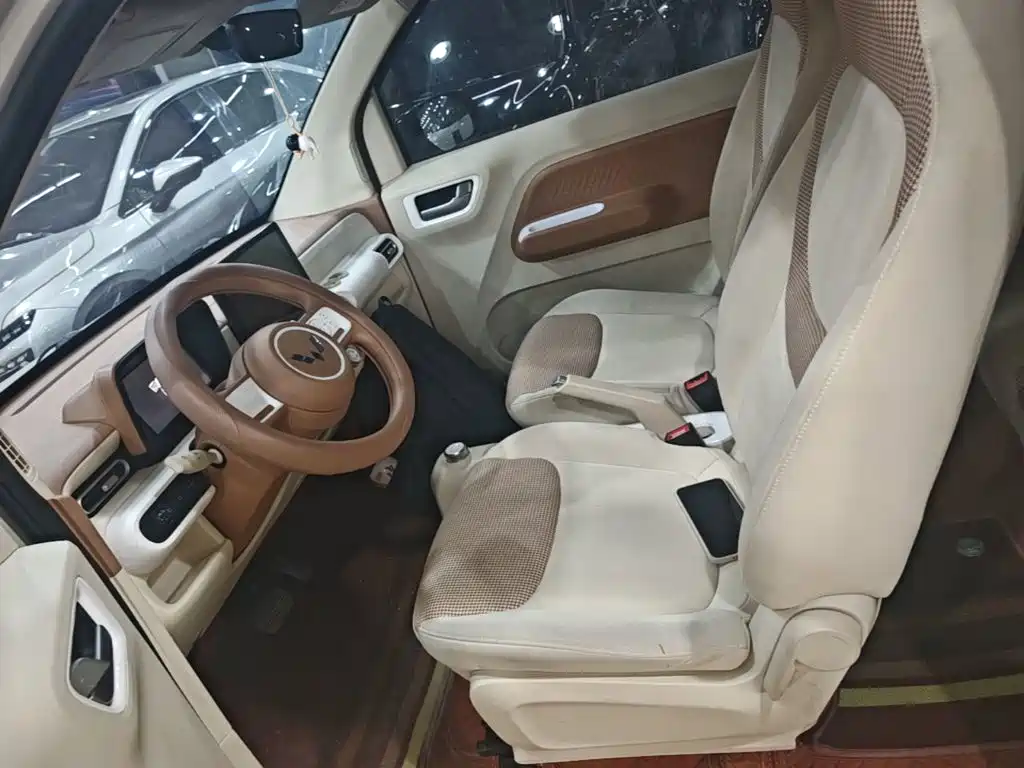 Wuling MINIEV — миниатюра 15