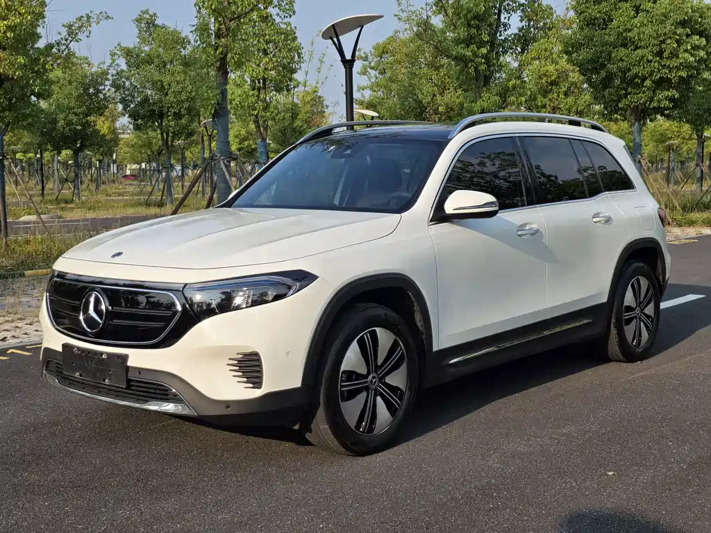Mercedes-Benz EQB