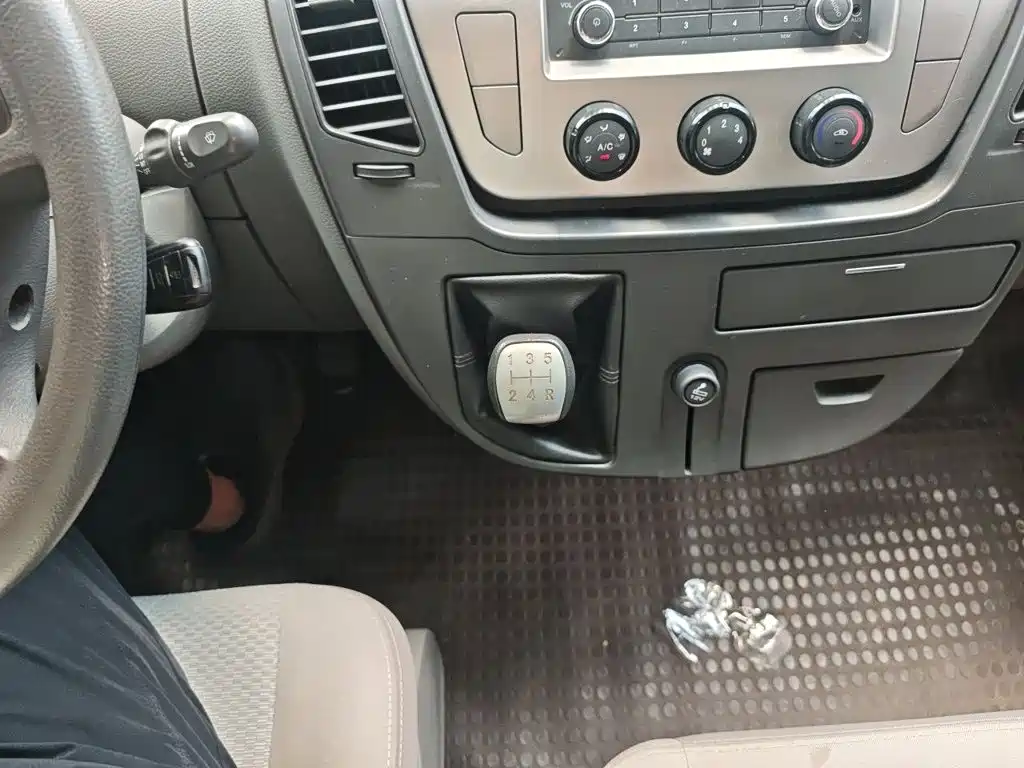 MAXUS V80 — миниатюра 7