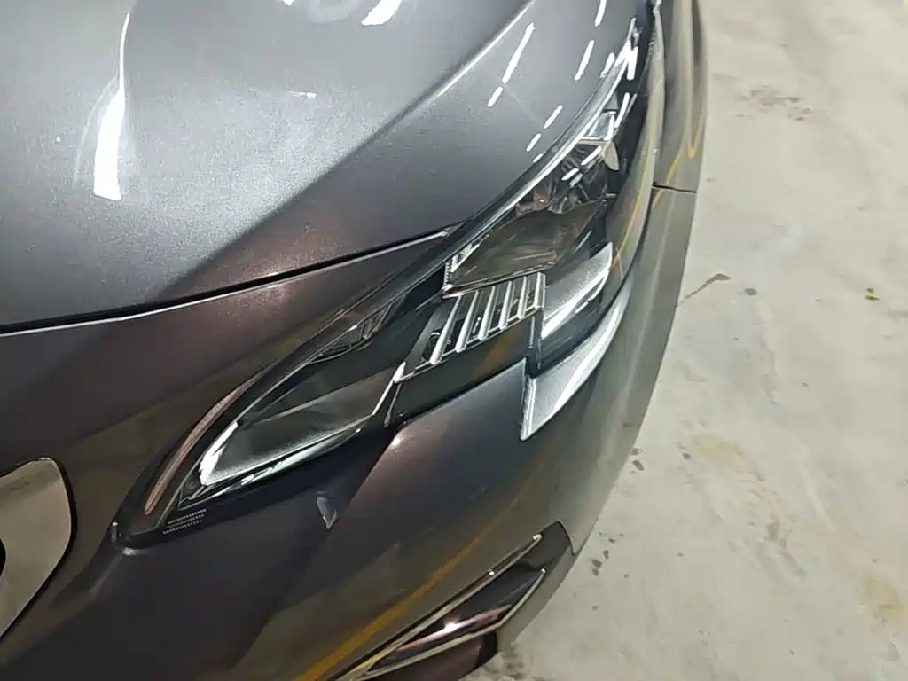Peugeot 4008 — миниатюра 24