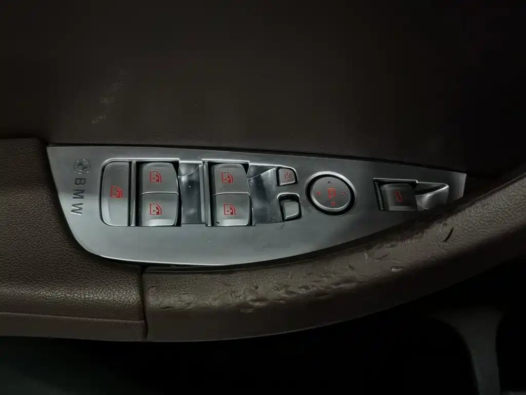 BMW X3 — миниатюра 9