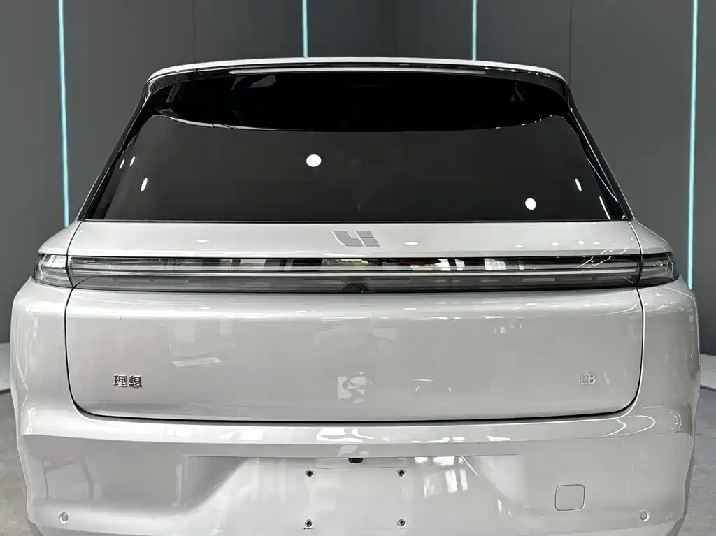 Li Auto L8 2024 Pro