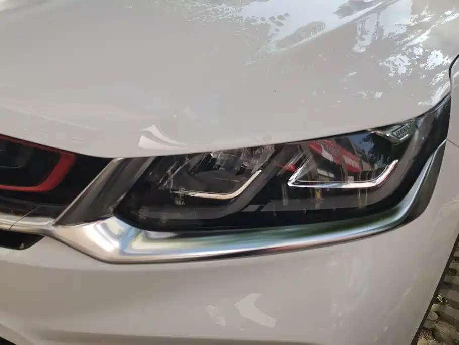 Geely Binyue — миниатюра 5