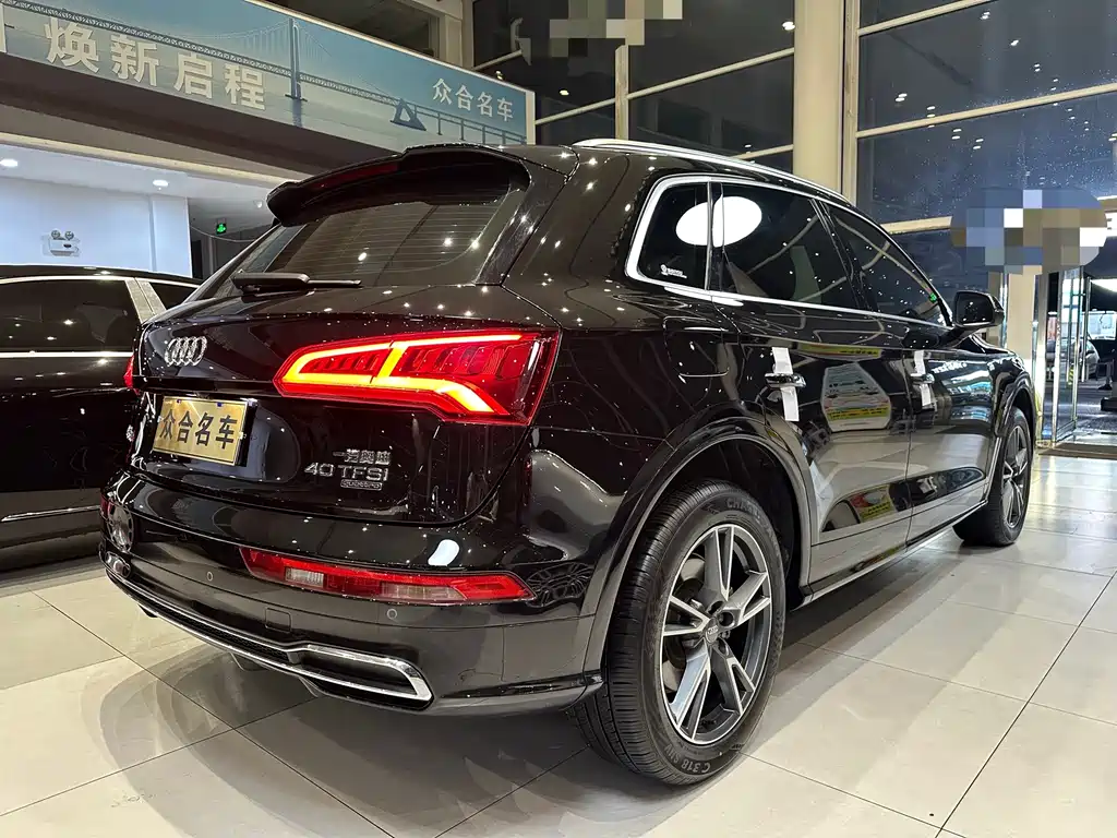 Audi Q5L — миниатюра 6