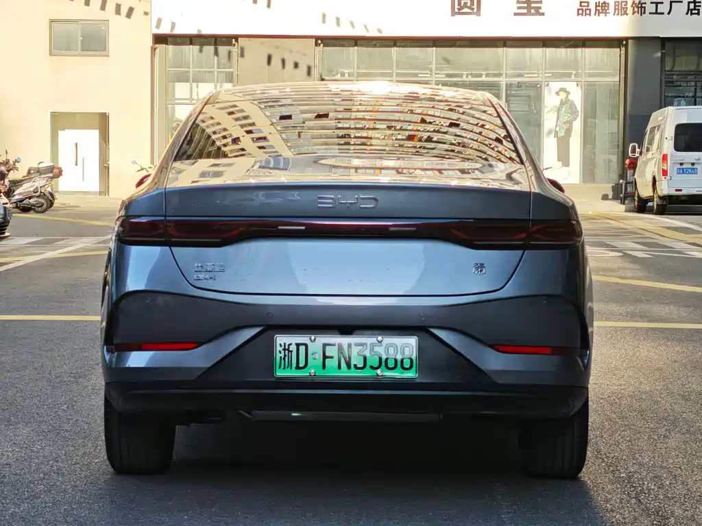 BYD Qin PLUS — миниатюра 8