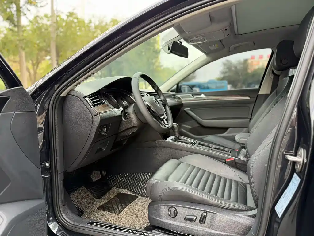 Volkswagen Magotan — миниатюра 4