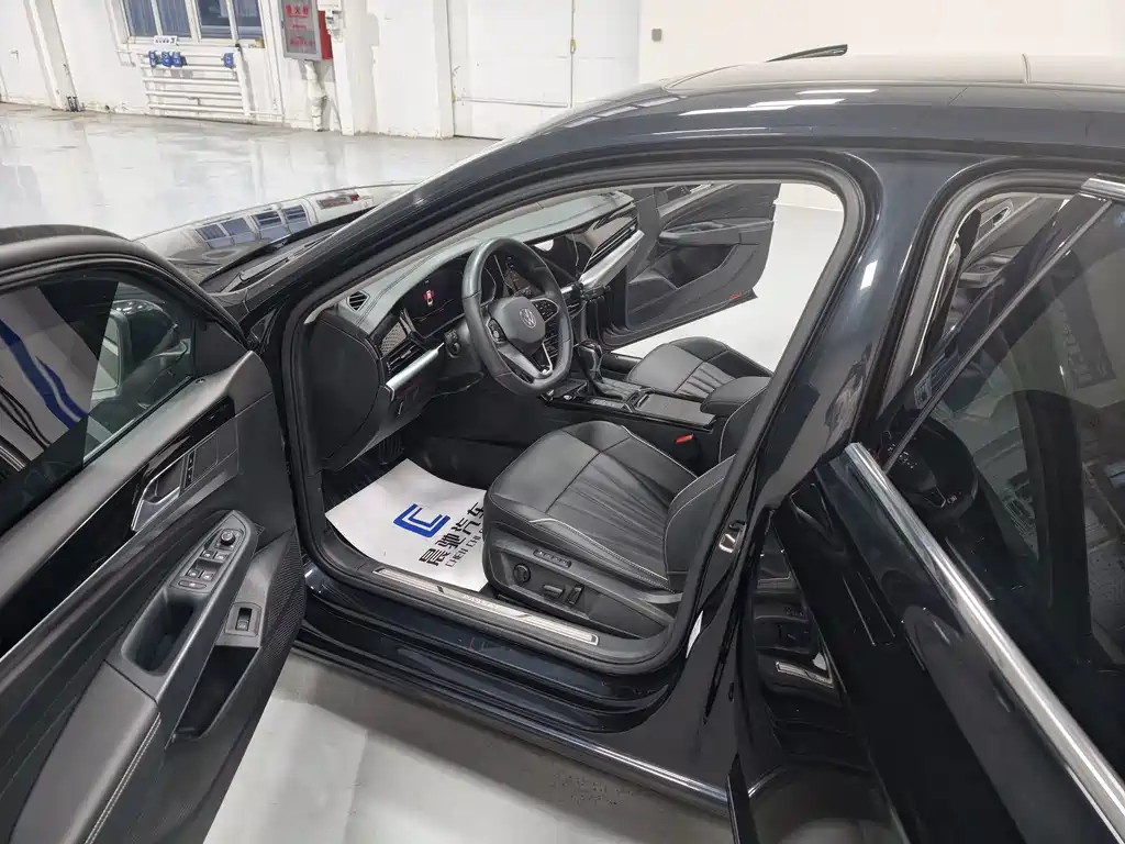 Volkswagen Passat — миниатюра 14