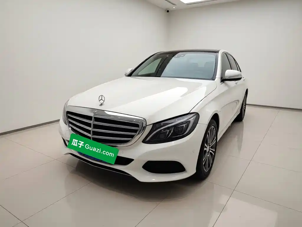 Mercedes-Benz C-Class — миниатюра 2
