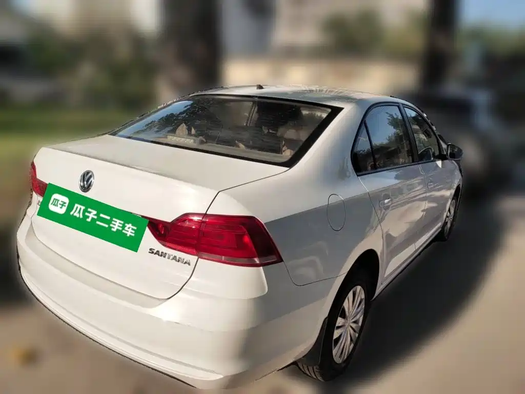 Volkswagen Santana — миниатюра 6