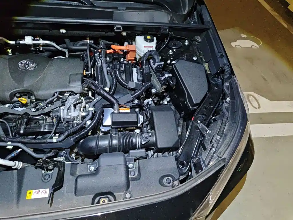 Toyota RAV4 Prime — миниатюра 21