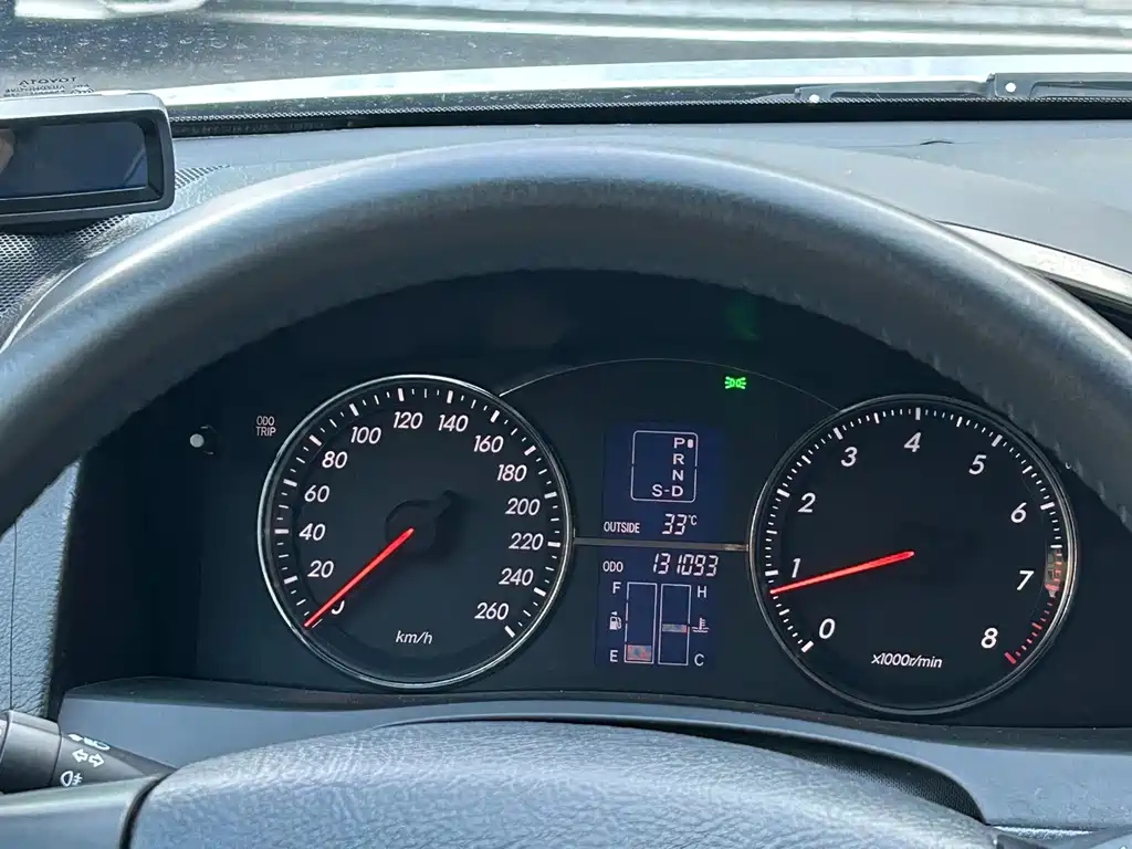 Toyota Reiz — миниатюра 10