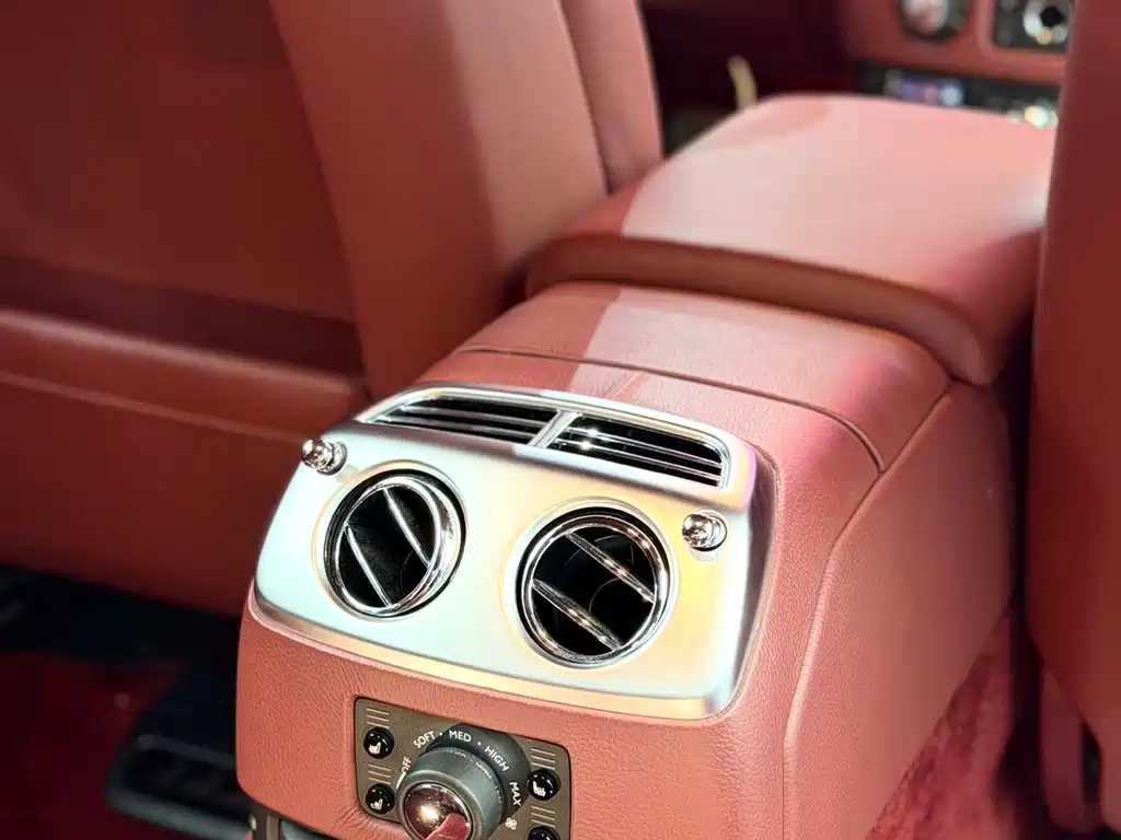 Rolls-Royce Ghost — миниатюра 9