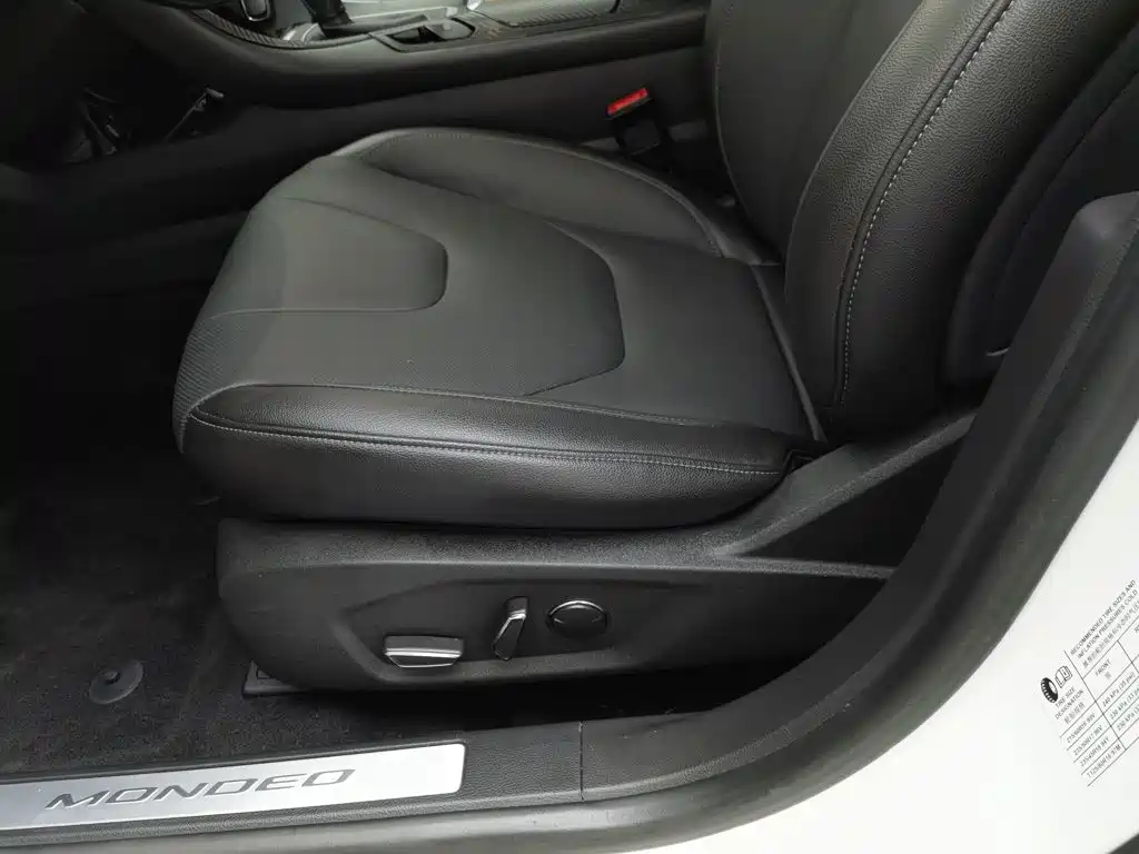 Ford Mondeo — миниатюра 20
