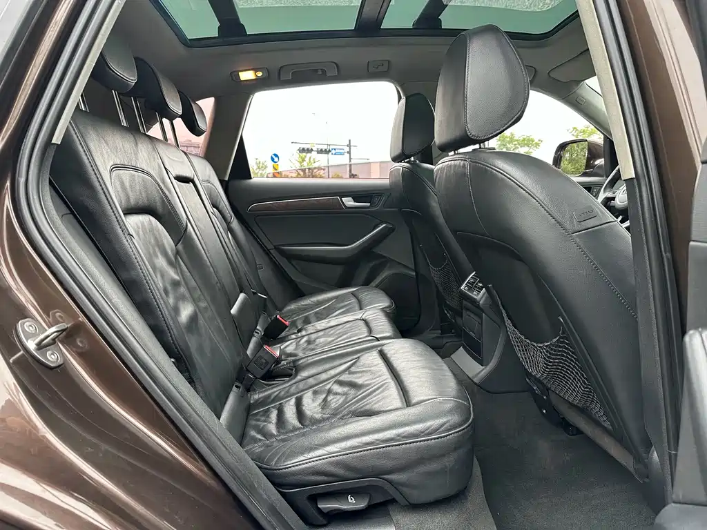 Audi Q5 — миниатюра 12