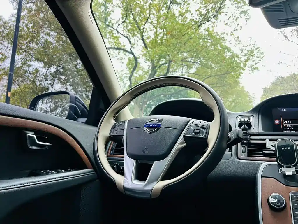 Volvo S80L — миниатюра 6