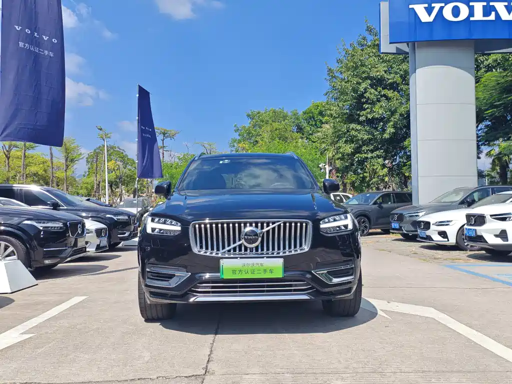 VOLVO XC90 PLUG IN HYBRID