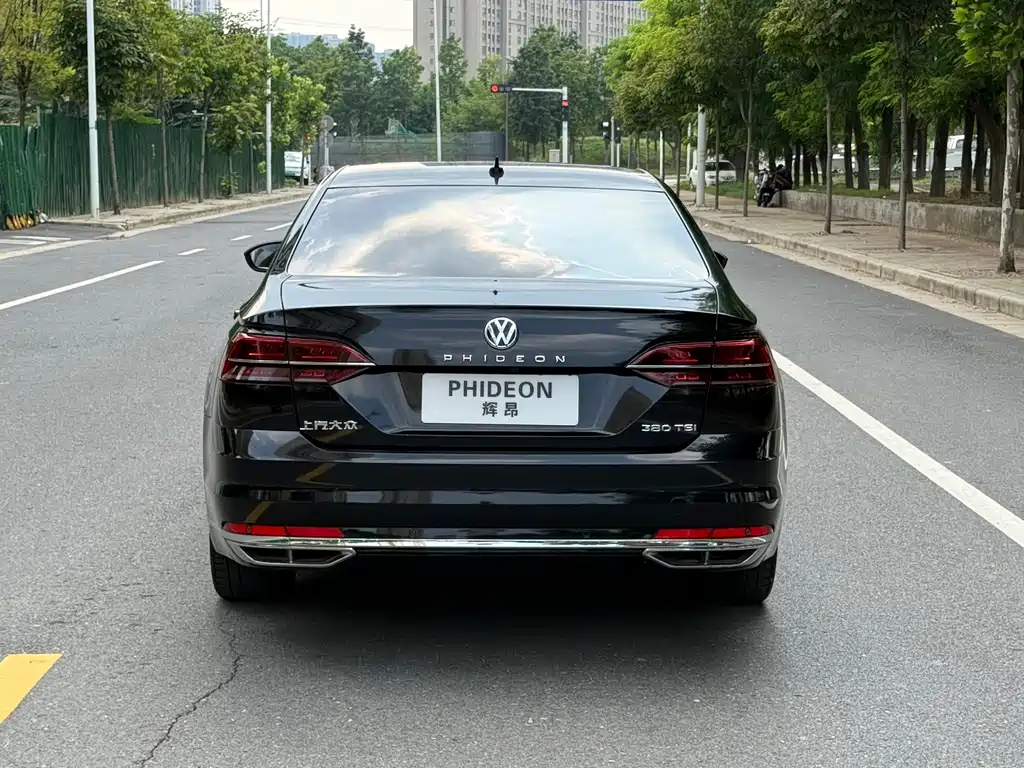 Volkswagen Phideon — миниатюра 5