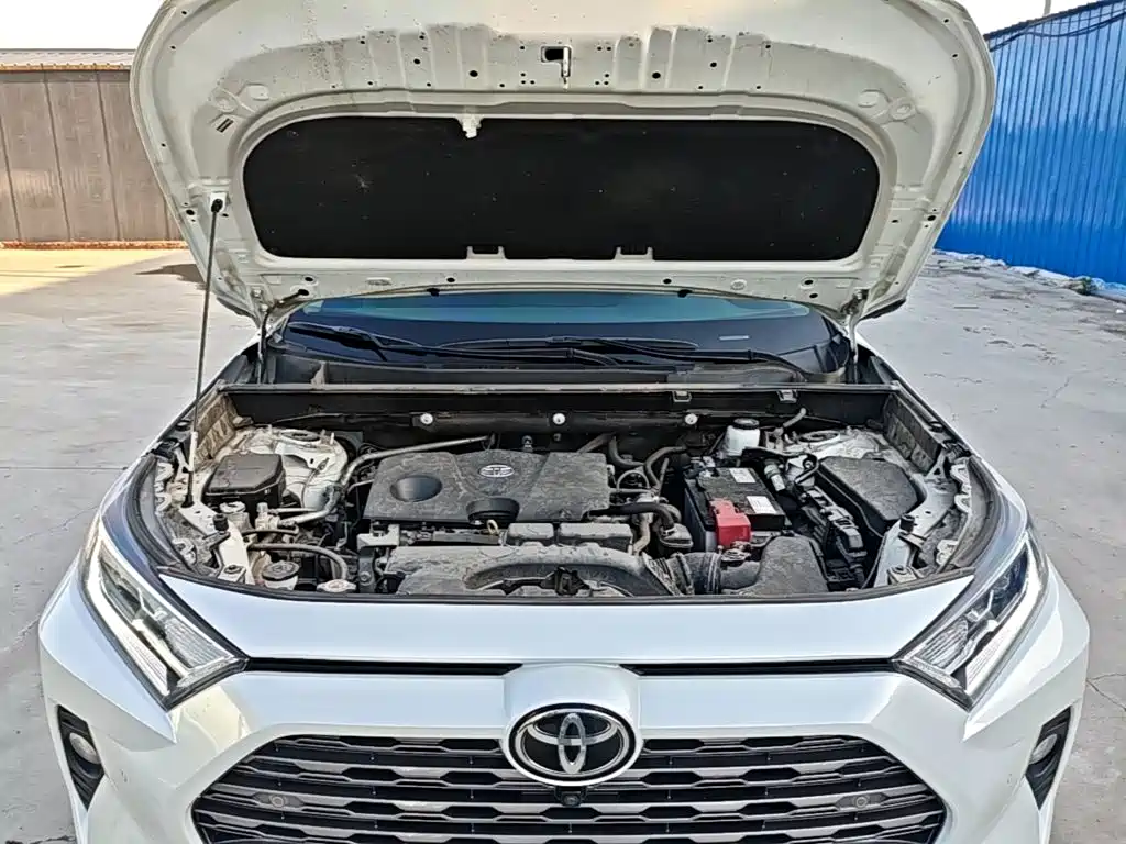 Toyota RAV4 — миниатюра 16