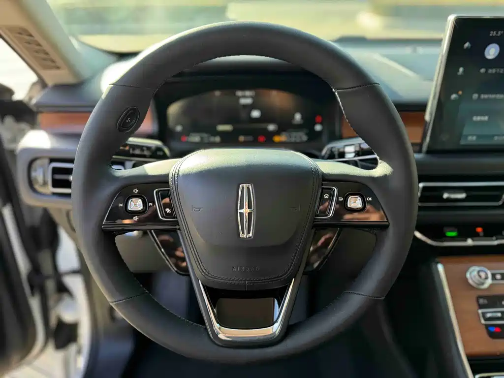 Lincoln Aviator — фотографии объявления, Фото 9