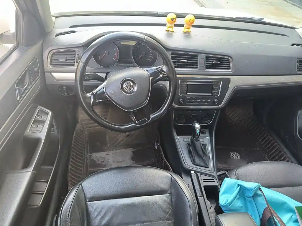 Volkswagen Lavida — миниатюра 3