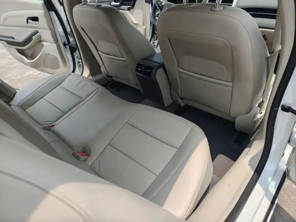 Chevrolet Malibu — миниатюра 11