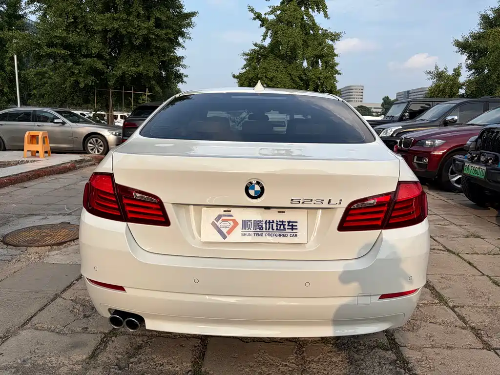 BMW 5 Series 5 2012 523Li Luxury