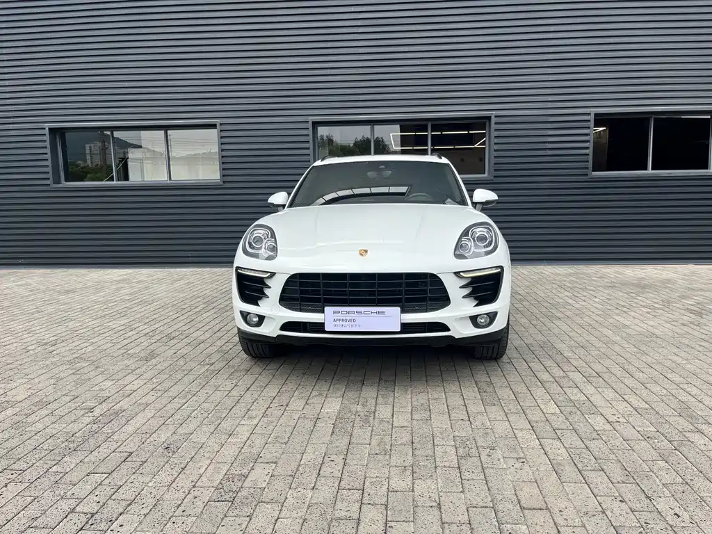 Porsche Macan — миниатюра 2
