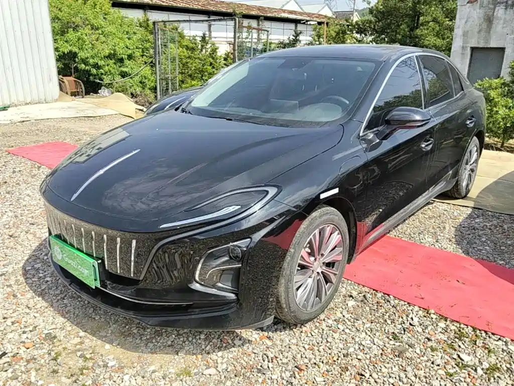 Hongqi Hongqi E-QM5 2023